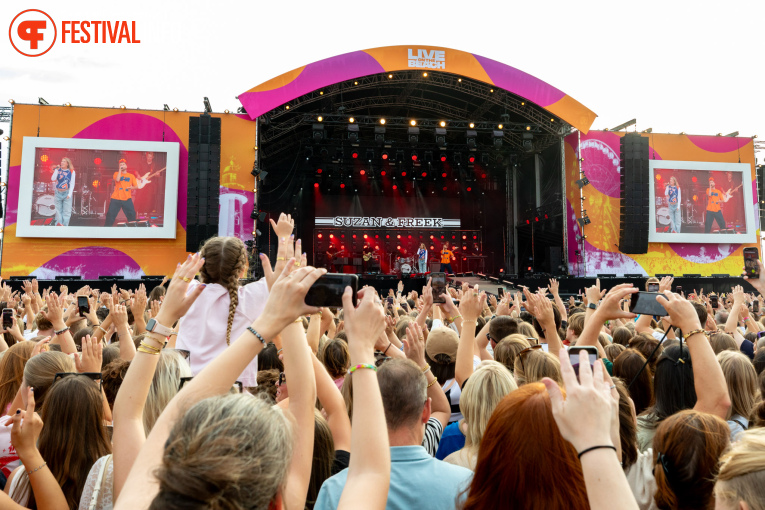 Suzan & Freek op Het Grootste Zomerfeest van Nederland 2025 foto