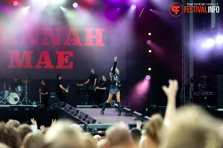 Hannah Mae op Het Grootste Zomerfeest van Nederland 2025 foto