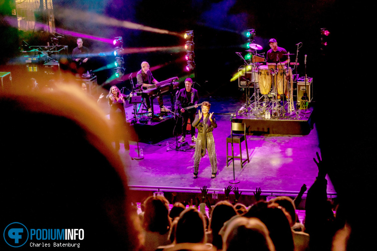 Ruth Jacott op Zuiderpark Live: Ruth Jacott - 04/09 - Zuiderparktheater foto