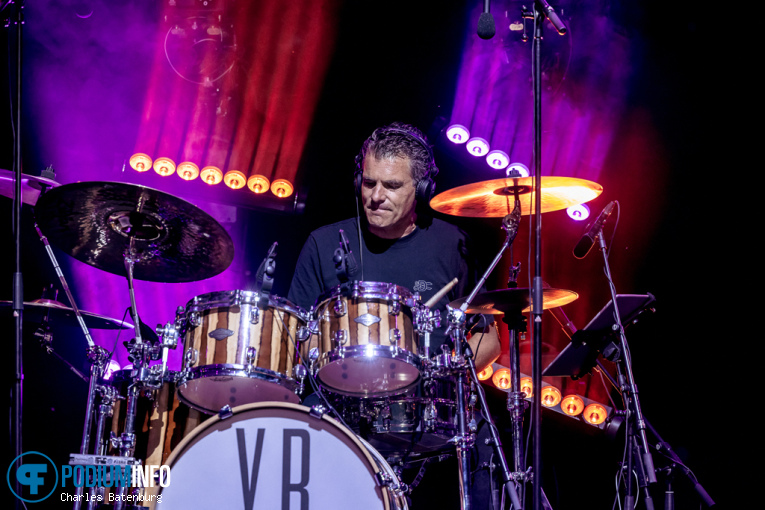 Yves Berendse op Zuiderpark Live: Yves Berendse - 08/09 - Zuiderparktheater foto