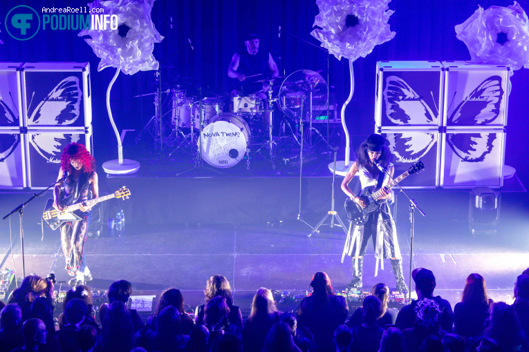 Nova Twins op Nova Twins - 17/09 - TivoliVredenburg foto