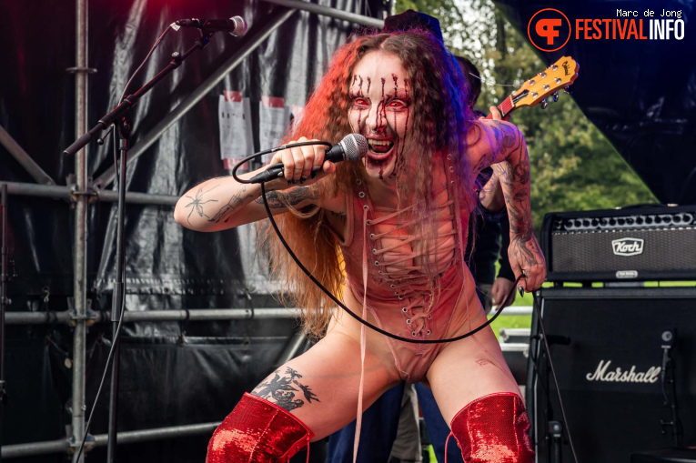 Bombstrap op Baroeg Open Air 2025 foto
