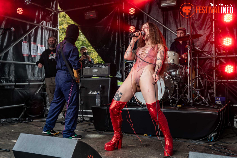 Bombstrap op Baroeg Open Air 2025 foto