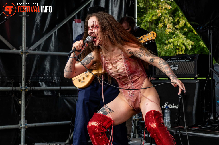 Bombstrap op Baroeg Open Air 2025 foto