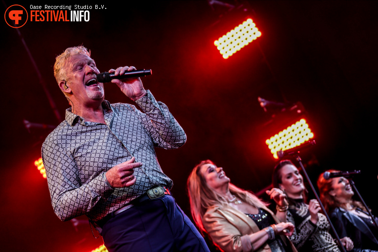Mr. Jones & Just in Case op Live In The Park Zwolle 2025 foto