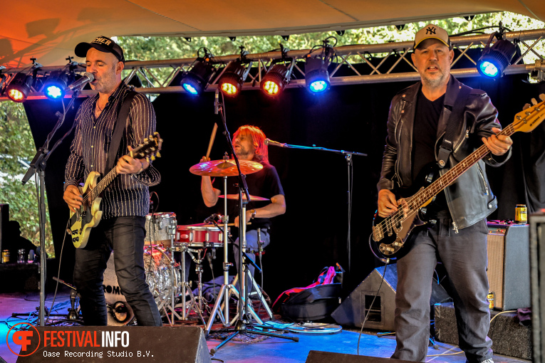 The Pheromones op Hip On The Farm 2025 foto