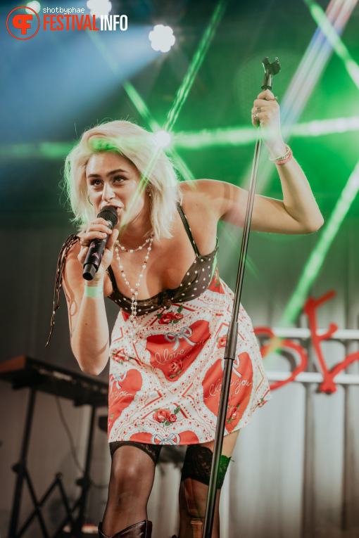 Bente op Appelpop 2025 - Zaterdag foto