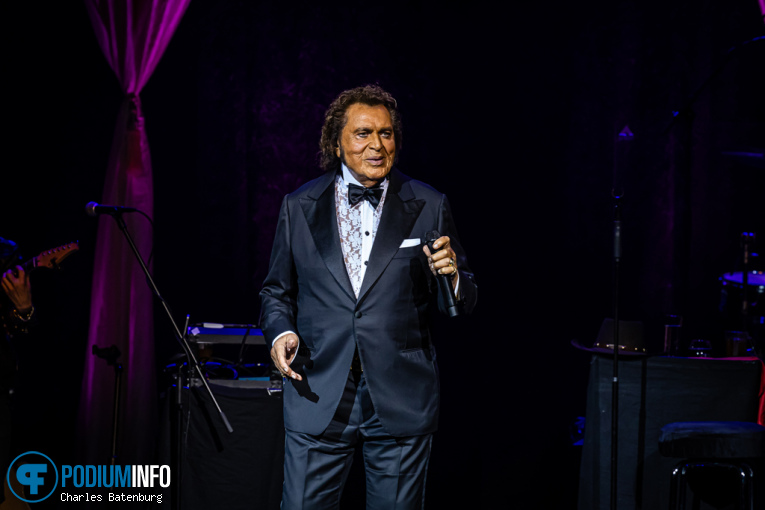 Engelbert Humperdinck op Engelbert Humperdinck - 17/09 - Nieuwe Luxor Theater foto