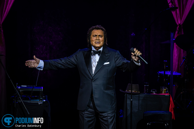Engelbert Humperdinck op Engelbert Humperdinck - 17/09 - Nieuwe Luxor Theater foto