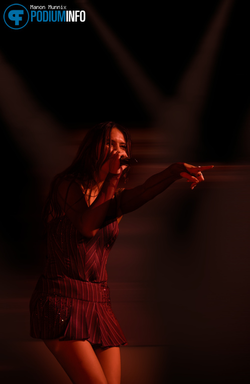 Mimi Webb op Mimi Webb - 29/09 - Melkweg foto