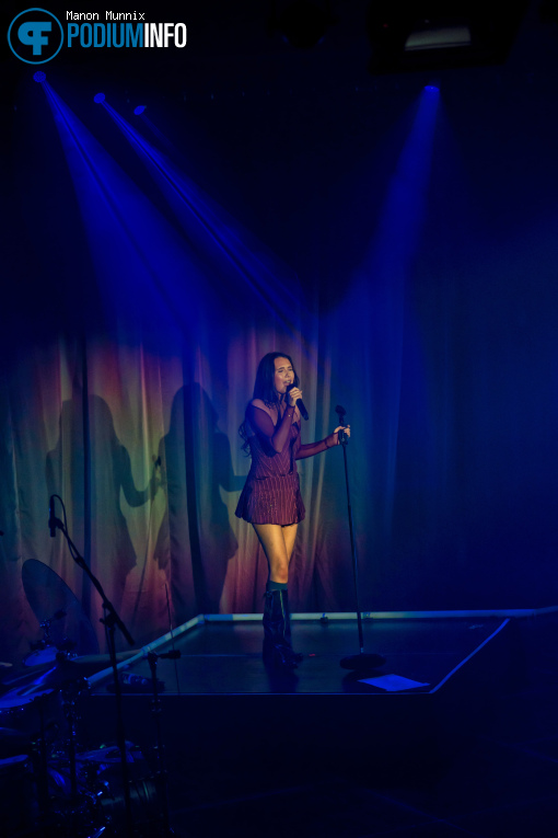 Mimi Webb op Mimi Webb - 29/09 - Melkweg foto