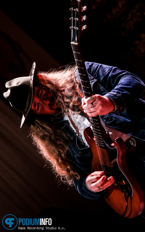 Joanne Shaw Taylor op Joanne Shaw Taylor - 30/09 - Luxor Live foto