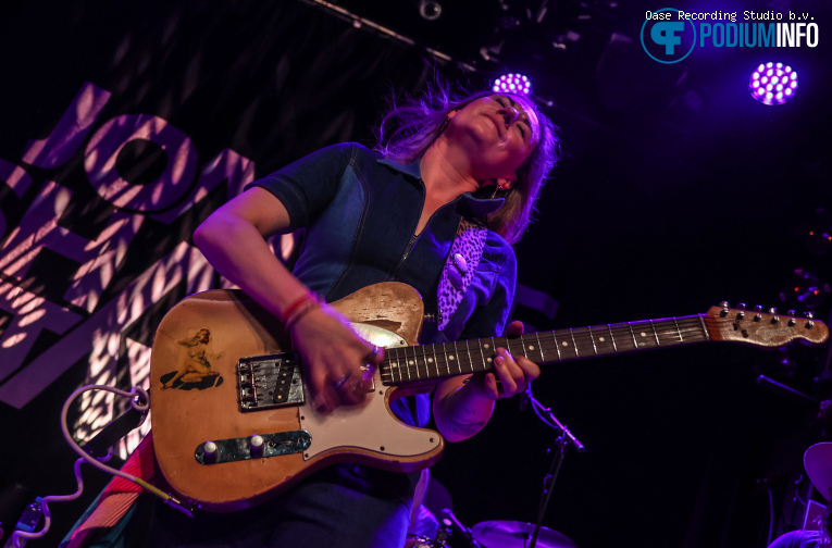 Joanne Shaw Taylor op Joanne Shaw Taylor - 30/09 - Luxor Live foto