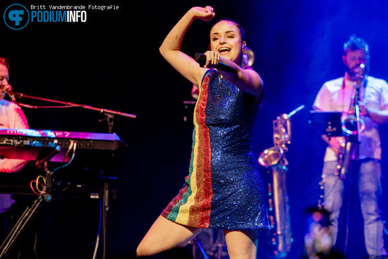 K3 op K3 & Live Band - Haarlem Vinyl - 27/09 - PHIL foto