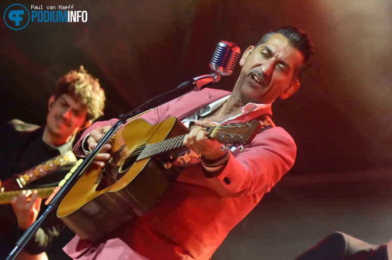 Danny Vera op Danny Vera - 26/09 - Openlucht Theater Amsterdamse Bos foto