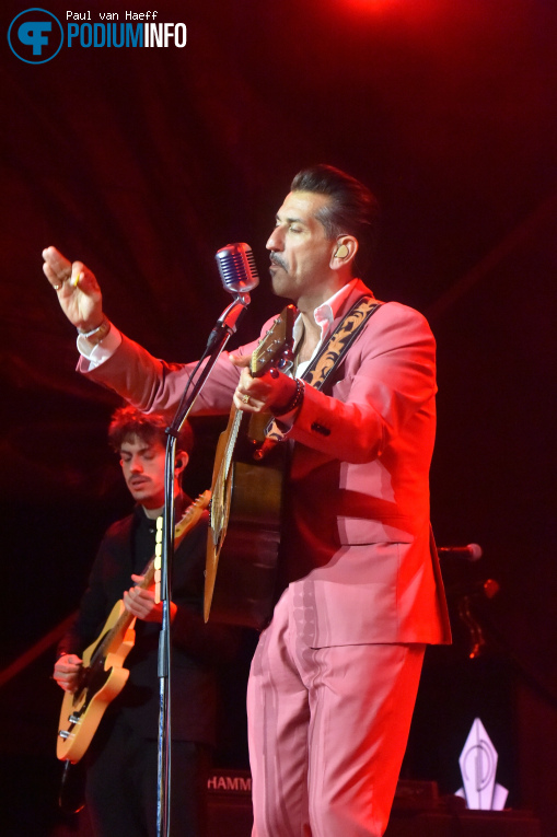 Danny Vera op Danny Vera - 26/09 - Openlucht Theater Amsterdamse Bos foto