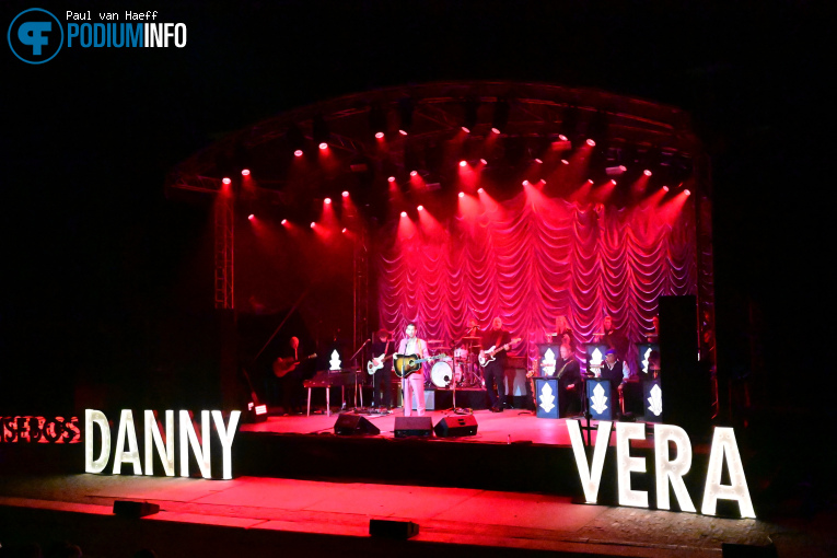 Danny Vera op Danny Vera - 26/09 - Openlucht Theater Amsterdamse Bos foto