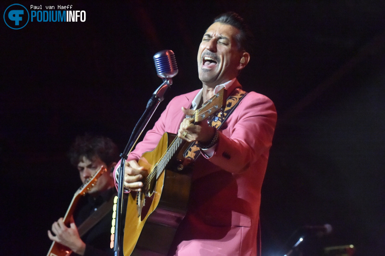 Danny Vera op Danny Vera - 26/09 - Openlucht Theater Amsterdamse Bos foto