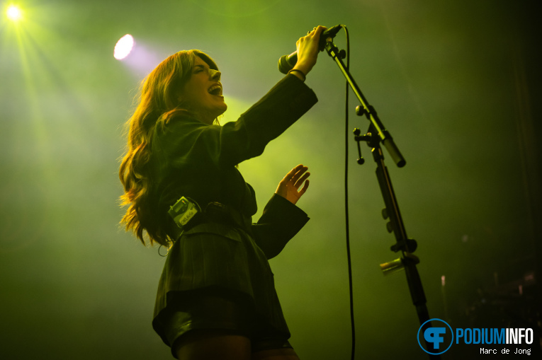 Dea Matrona op The Darkness - 02/10 - 013 foto