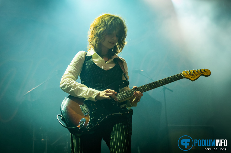 Dea Matrona op The Darkness - 02/10 - 013 foto