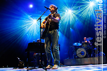 Guus Meeuwis op Dauwpop 2009 foto