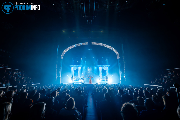 Floor Jansen op Floor Jansen - 02/10 - Koninklijk Theater Carré foto