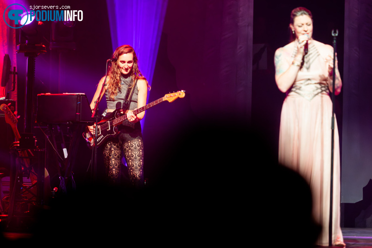 Floor Jansen op Floor Jansen - 02/10 - Koninklijk Theater Carré foto