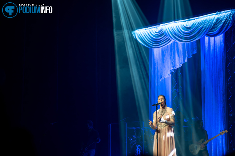 Floor Jansen op Floor Jansen - 02/10 - Koninklijk Theater Carré foto
