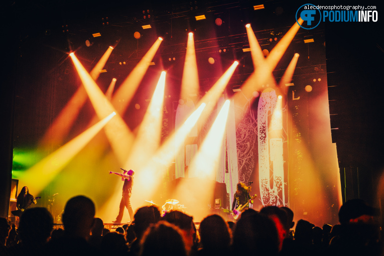 Great American Ghost op Bleed From Within - 08/10 - 013 foto