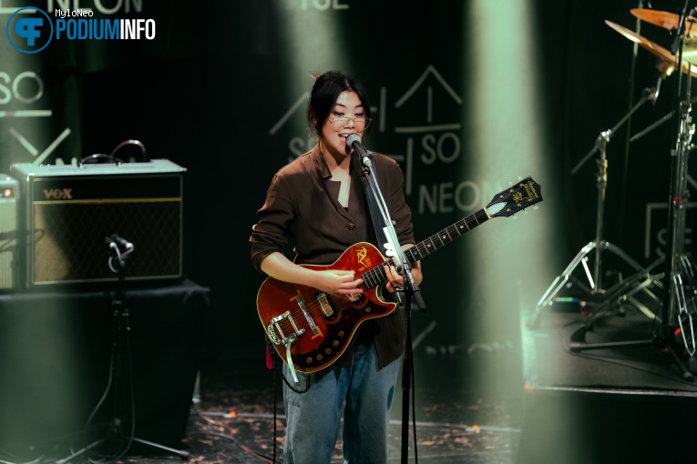Se So Neon op Se So Neon - 17/10 - Melkweg foto