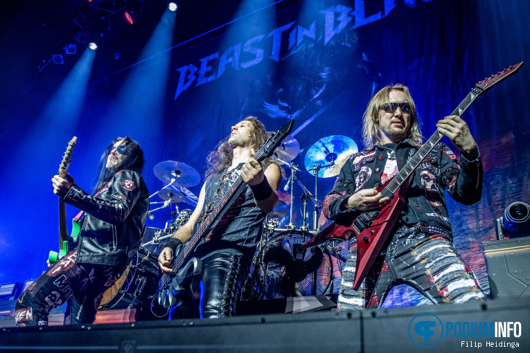 Beast In Black op Helloween - 18/10 - 013 foto