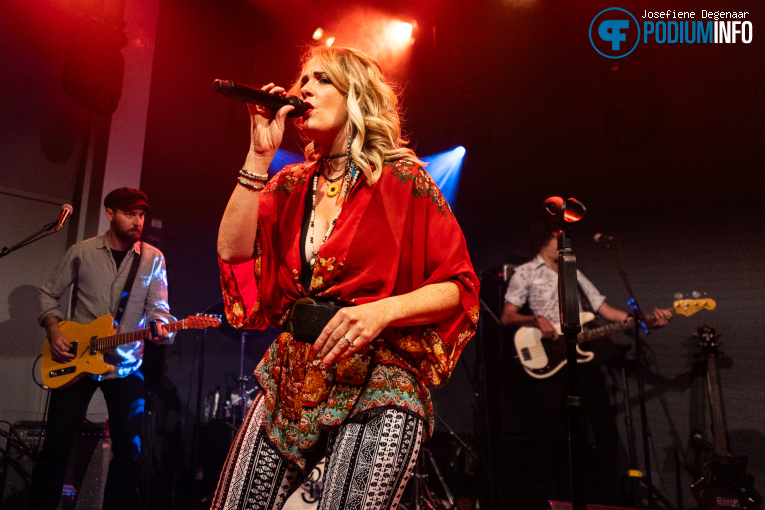 Elles Bailey op Elles Bailey - 19/10 - Fluor foto
