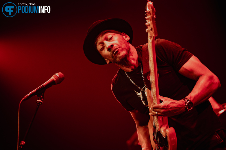 Marcus Miller op Marcus Miller - 20/10 - Paard foto