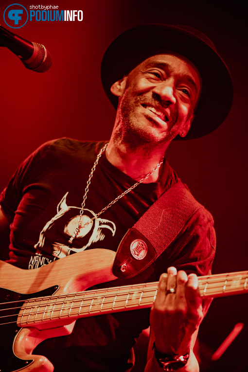Marcus Miller op Marcus Miller - 20/10 - Paard foto