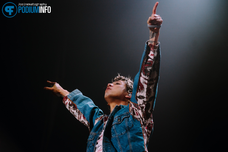 One Ok Rock op One Ok Rock - 20/10 - AFAS Live foto
