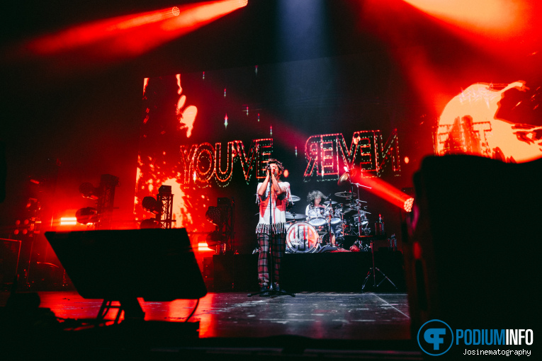 One Ok Rock op One Ok Rock - 20/10 - AFAS Live foto