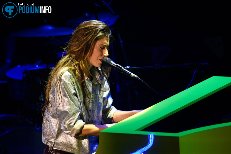 Iris Hond op Iris Hond - My Odessey - 24/10 - Patronaat foto
