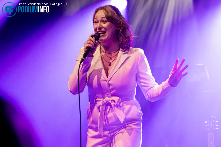 Anouk Wolf op Sera - 31/10 - Mezz foto