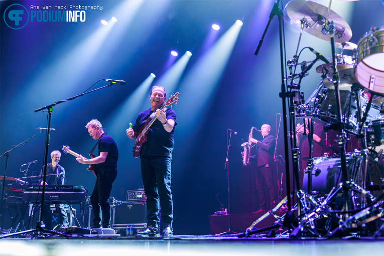 Level 42 op Level 42 - 31/10 - TivoliVredenburg foto