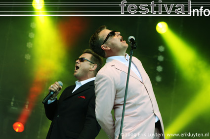 Madness op Pinkpop 2009 foto