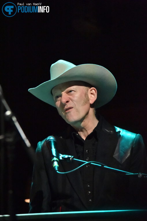 The Waterboys op The Waterboys - 12/11 - Doornroosje foto