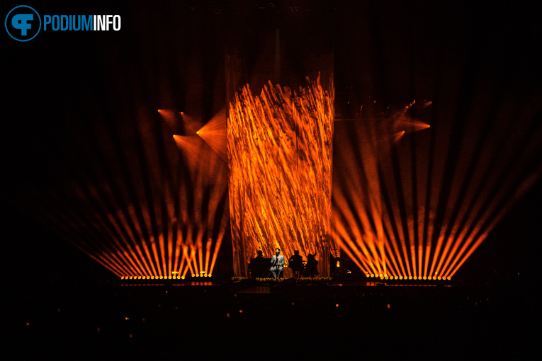 Calum Scott op Calum Scott - 13/11 - AFAS Live foto