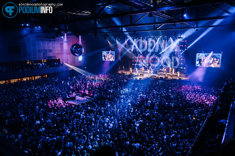 Katja & Babette op Het Grote Ademnood Discobal - 07/11 - AFAS Live foto