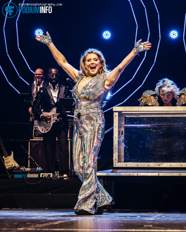 Babette van Veen op Het Grote Ademnood Discobal - 07/11 - AFAS Live foto