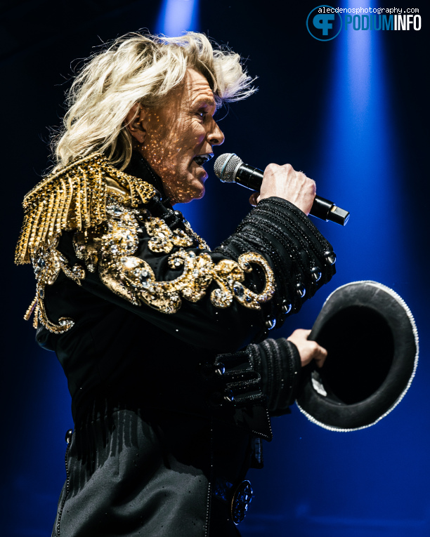 Hans Klok op Het Grote Ademnood Discobal - 07/11 - AFAS Live foto