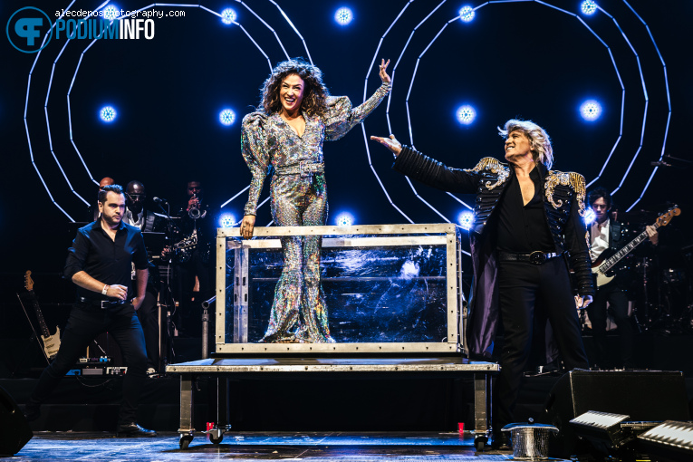 Katja Schuurman op Het Grote Ademnood Discobal - 07/11 - AFAS Live foto