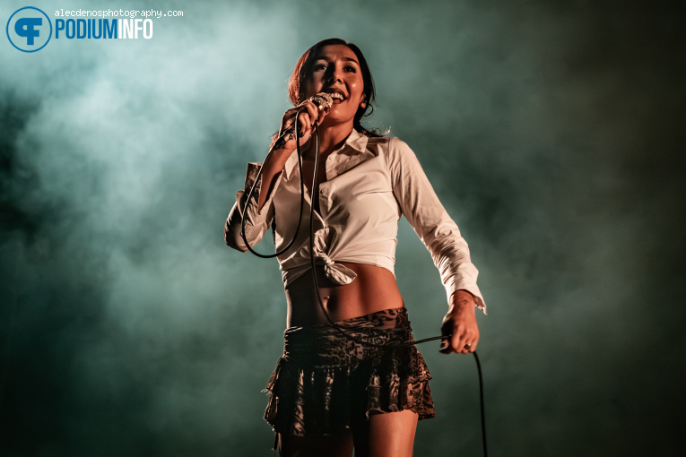 Miss Kaninna op Kneecap - 12/11 - AFAS Live foto