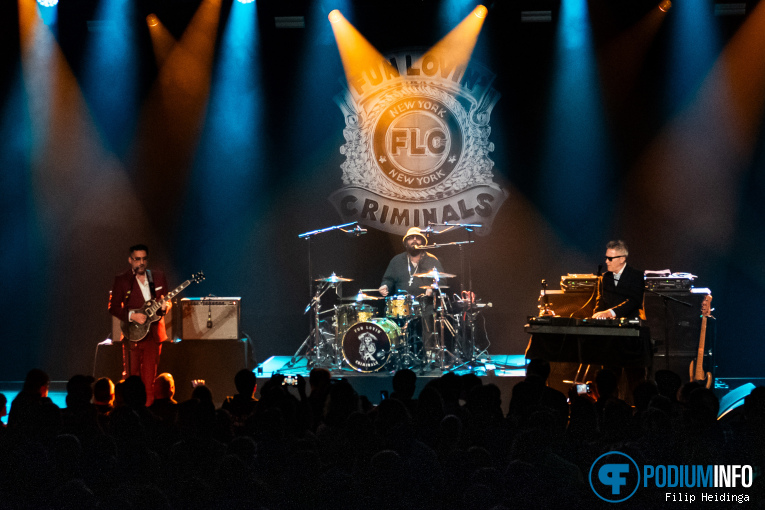 Fun Lovin' Criminals op Fun Lovin' Criminals - 12/11 - De Oosterpoort foto