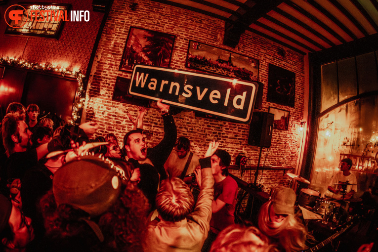 Politie Warnsveld op Popronde Leiden 2025 foto
