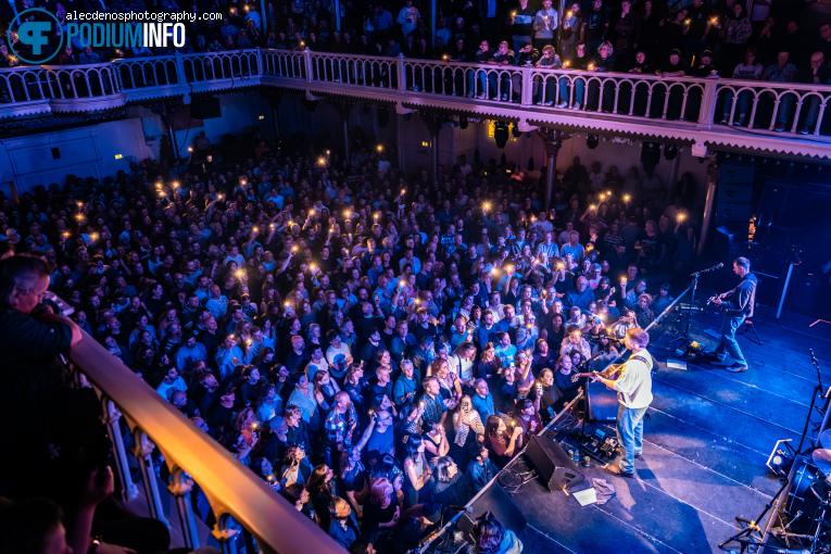 Kingfishr op Kingfishr - 17/11 - Paradiso foto